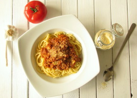Wegetariańskie spaghetti bolognese