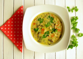 Zupa pieczarkowa