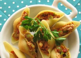 Conchiglioni z tuńczykiem