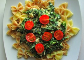 Farfalle ze szpinakiem